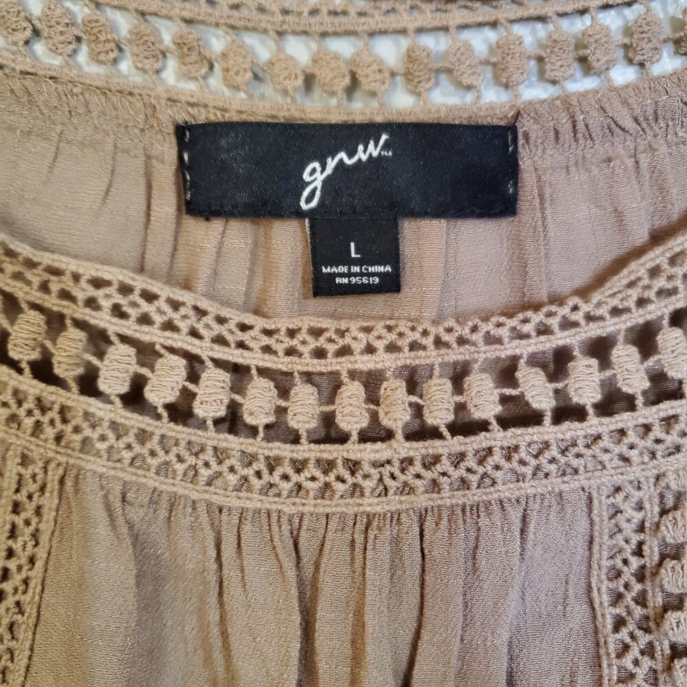 GNW Brown Tan Short Sleeve Crochet Lace Top Women's Large - Picture 2 of 7